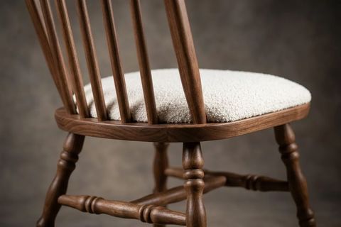 MOTİFLİ ADA SANDALYE, CEVİZ AHŞAP, KREM KUMAŞ