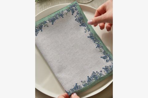 AQUA FLORA PAMUKLU DÖRT ADET PEÇETE