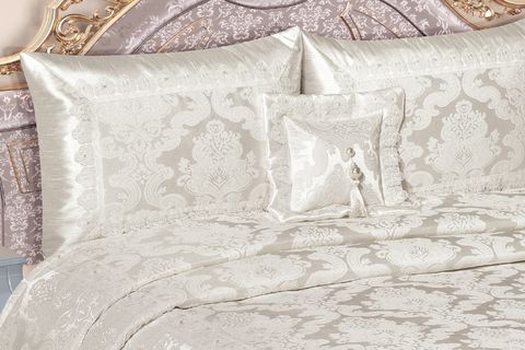 İREM FRANSIZ DANTELLİ ABİYE YATAK ÖRTÜSÜ (4 PARÇA) KREM