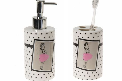 SIVI SABUNLUK VE DİŞ FIRÇALIK İKİLİ BANYO SETİ 2