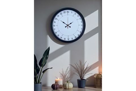 SİYAH METAL 24 SAAT GÖSTERGELİ ÖZEL TASARIM DUVAR SAATİ 40 CM