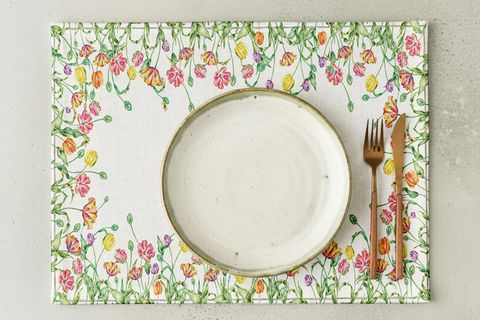 LALE FESTİVALİ PAMUKLU DÖRT ADET AMERİKAN SERVİSİ