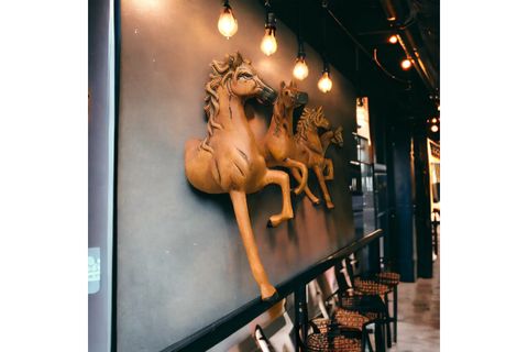 DUVAR AT HEYKELİ SETİ DEKORATİF OBJE