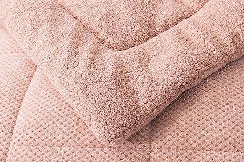 EVLEN HOME ULTRA YUMUŞAK WELLSOFT PELUŞ YORGAN, TEK KİŞİLİK, 160X220, PUDRA
