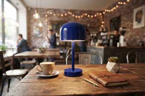 BLUE WAY LEDLİ MASA LAMBASI