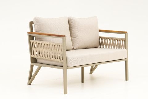 FLORES BAHÇE OTURMA GRUBU