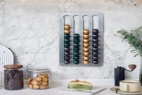 YAPIŞKANLI PASLANMAZ ÇELİK NESPRESSO KAPSÜL TUTUCU, GÜMÜŞ GRİ, 40X25 CM