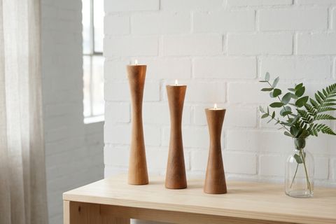 DİVAN KAYIN AHŞAP ÜÇLÜ ŞAMDAN SETİ, KOYU CEVİZ,  15-20-25 CM
