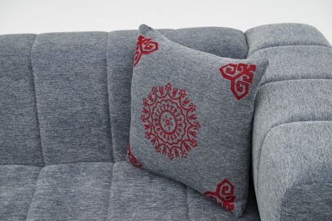 AKA MOYO KARE KIRLENT KILIFI, KIRMIZI ETNİK DESEN, 50X50