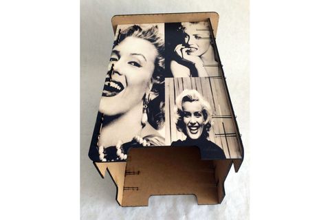 DEKORATİF PUFLU TABURE, MARİLYN