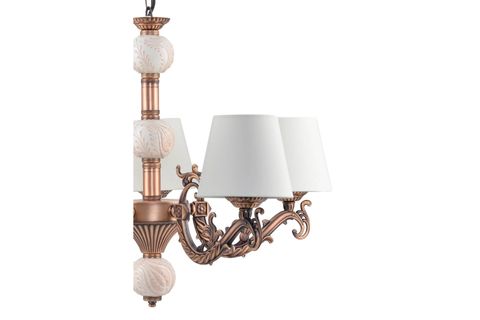 BEŞ KOLLU ZAMAK AVİZE KREM RENGİ ÇİNİLİ KREM ŞAPKALI