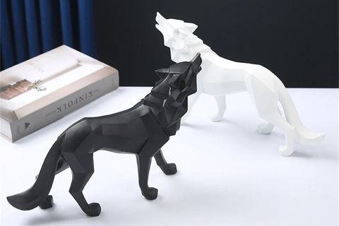 ULUYAN KURT BİBLO, SİYAH