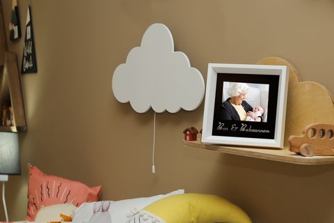 FOTOĞRAF ÇERÇEVESİ, BEN VE BABAANNEM