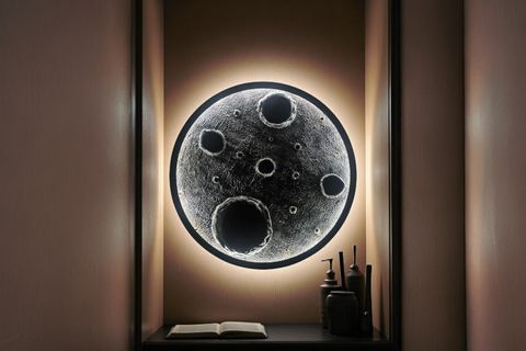 UZAY GÖRÜNÜMLÜ LEDLİ DUVAR PANOSU