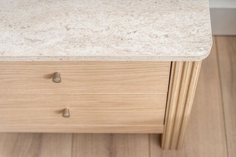 HAVEN KOMODİN, MEŞE TRAVERTEN, 2 ÇEKMECELİ