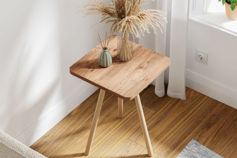 KOZİ KARE AHŞAP AYAKLI YAN SEHPA, ÇAM