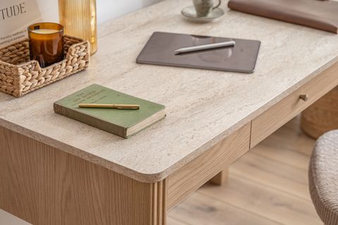 HAVEN ÇALIŞMA MASASI, MEŞE TRAVERTEN