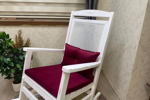 ASEDİA VERANDA HASIRLI MİNDERLİ SALLANAN SANDALYE, FUŞYA, LAKE AYAK