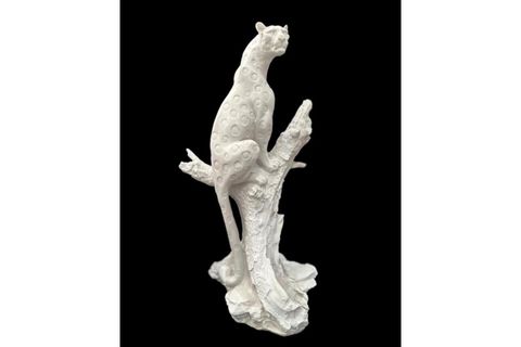 AĞAÇTA ÇİTA HEYKEL