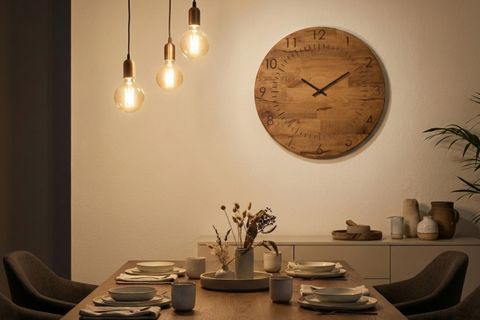 ÇİZGİ KAYIN AHŞAP LAZER KAZIMA DUVAR SAATİ, 40 CM