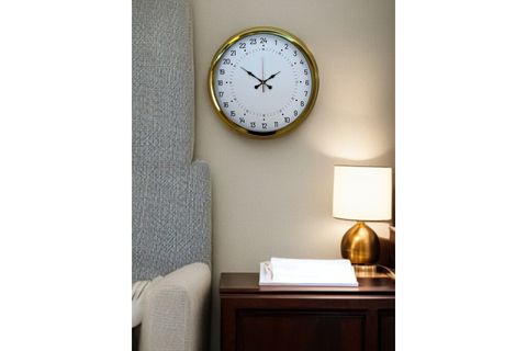 GOLD METAL 24 SAAT GÖSTERGELİ ÖZEL TASARIM DUVAR SAATİ 40 CM