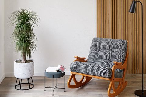 COZY SALLANAN SANDALYE, SİYAH KAZAYAĞI, MEŞE AYAK