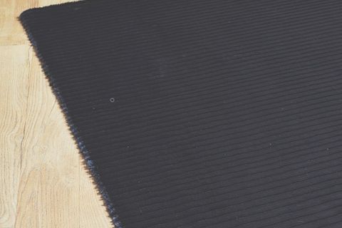 TAPPETO POST PELUŞ HALI, ZİKZAK DESENLİ, SİYAH, 80X150