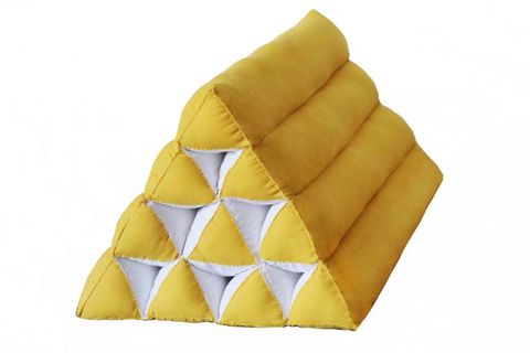 LİNG WANG ÜÇGEN YASTIK MİNDER SARI