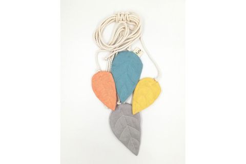 YAPRAKLI PERDE TUTACAĞI NATUREL, KARIŞIK RENKLİ