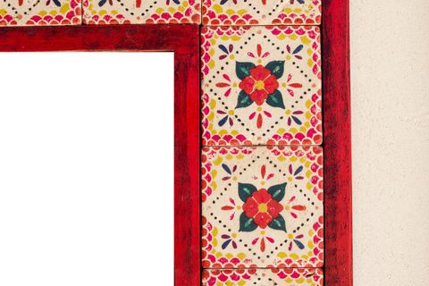 VİNTAGE RED AHŞAP ÇERÇEVELİ TRAVERTEN TAŞ DETAYLI AYNA, MR114