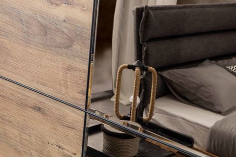 LOFT YATAK ODASI TAKIMI, SÜRGÜ KAPAKLI