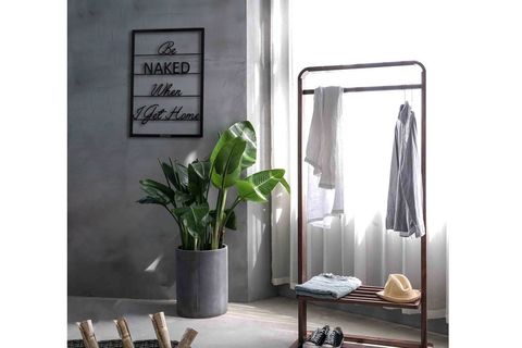 BE NAKED METAL DUVAR YAZISI