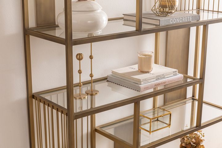 Sinta Boekenkast, Messing