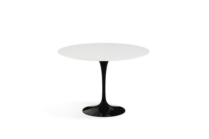 Tulip Tafel met Zwarte Poot