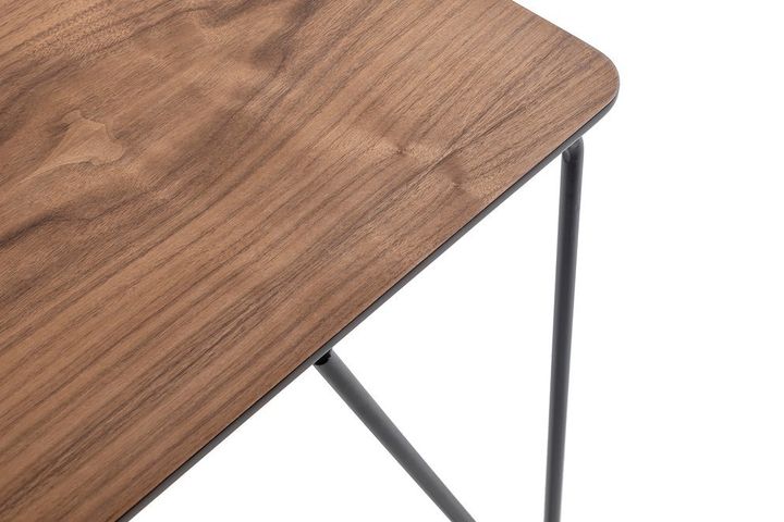 Ren Zettafels, Zwart & Walnoot