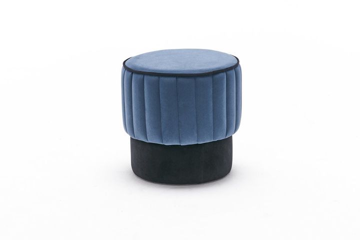Rose Poef, Blauw