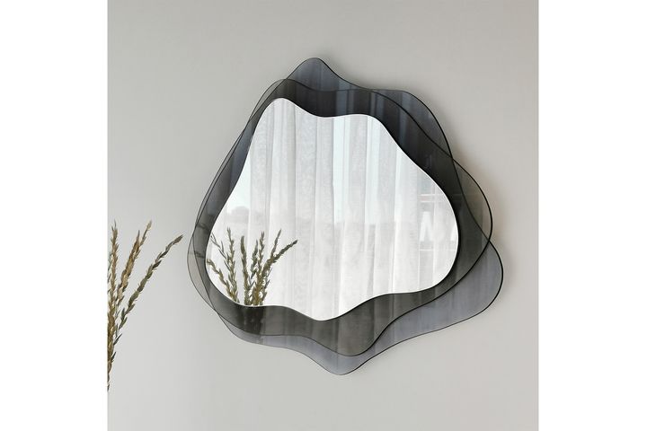 Layered Wave Spiegel