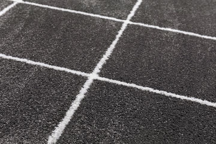 Emma Machinetapijt, 80x150 cm, Antraciet en Wit