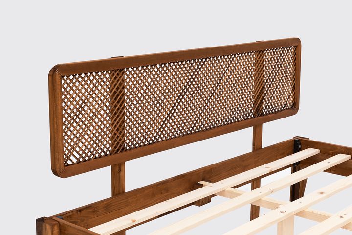 Isabella Bedframe, 90x190 cm, Walnoot
