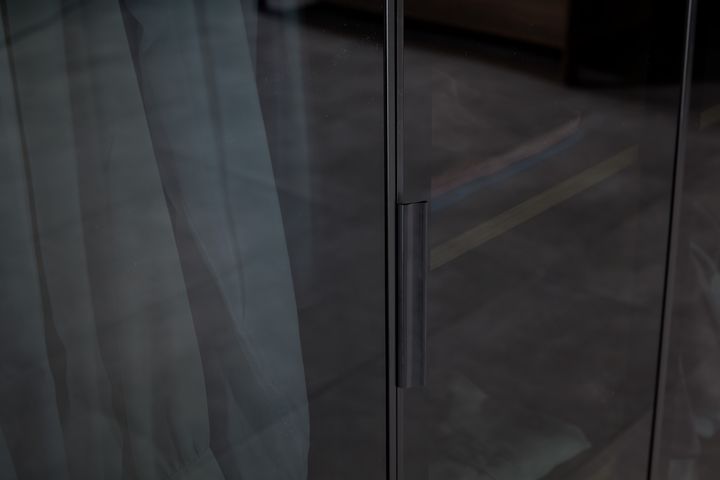 Ety Glazen Kledingkast met 5 Deuren