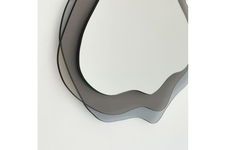 Layered Wave Spiegel