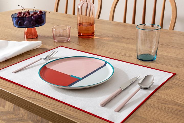 Retrofun Pinky Plate, 24 cm, Multicolour