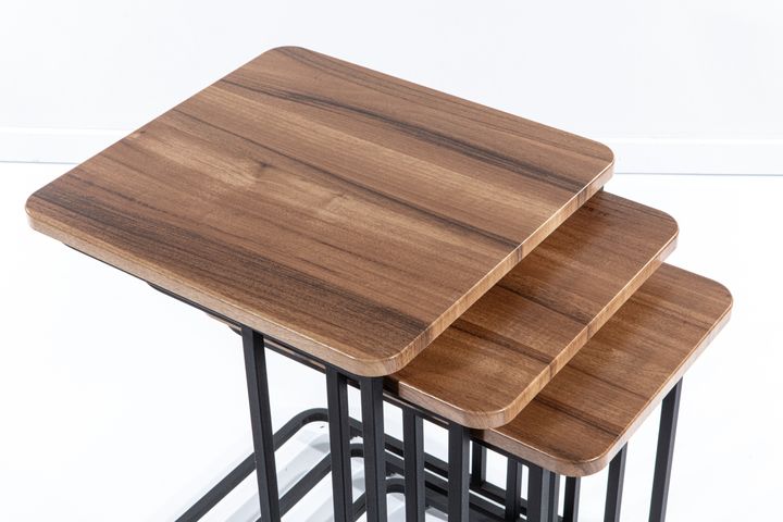 Mono C Bijzettafel, 3 Dlg, Walnoot