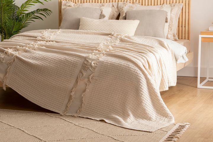 Luna Chanda Bedovertrek, Dubbel