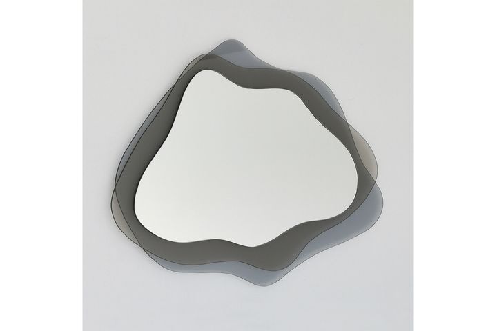 Layered Wave Spiegel