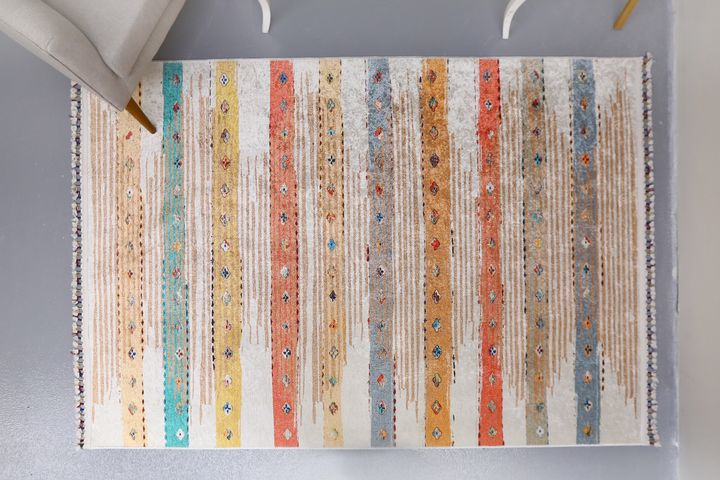 Matviy Patterned Rug, 140 x 200 cm, Multicolour