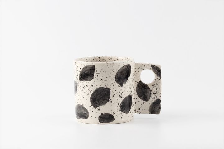 Musmeus Raes Ceramic Mug, White & Black