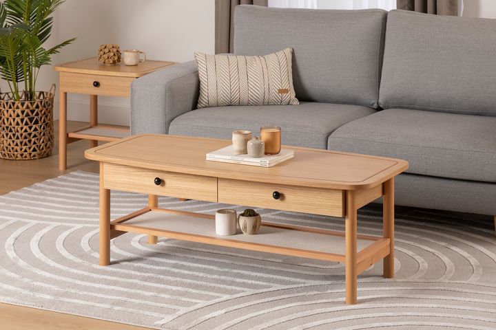 Daisy Salontafel