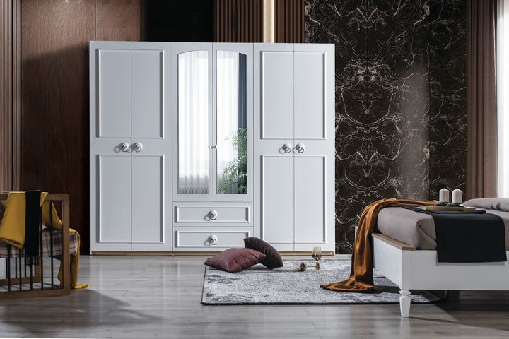 Marbella Kledingkast, 6 Deuren, Met Spiegel