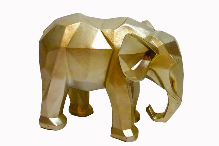 Kubieke Olifant Object, Goud